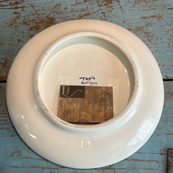 Topis Pyramid – Dinner Plate with Rim - Picture 2 of 4